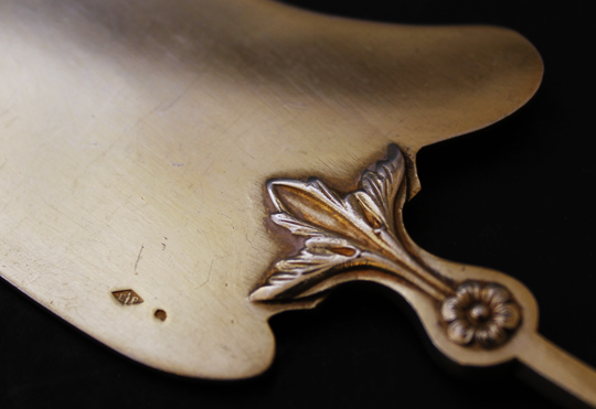 ピュイフォルカ「Emile Puiforcat サーバー」《アンティックかとう》