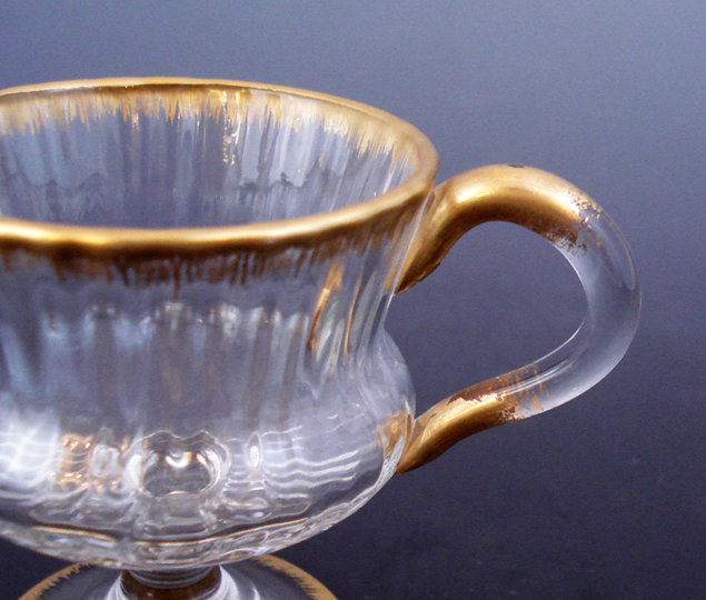 ドーム・ナンシー「ハンドル付金彩グラス」《アンティックかとう》
