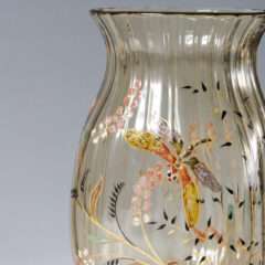 エミール・ガレ「草花に蜻蛉文花瓶」《アンティックかとう》