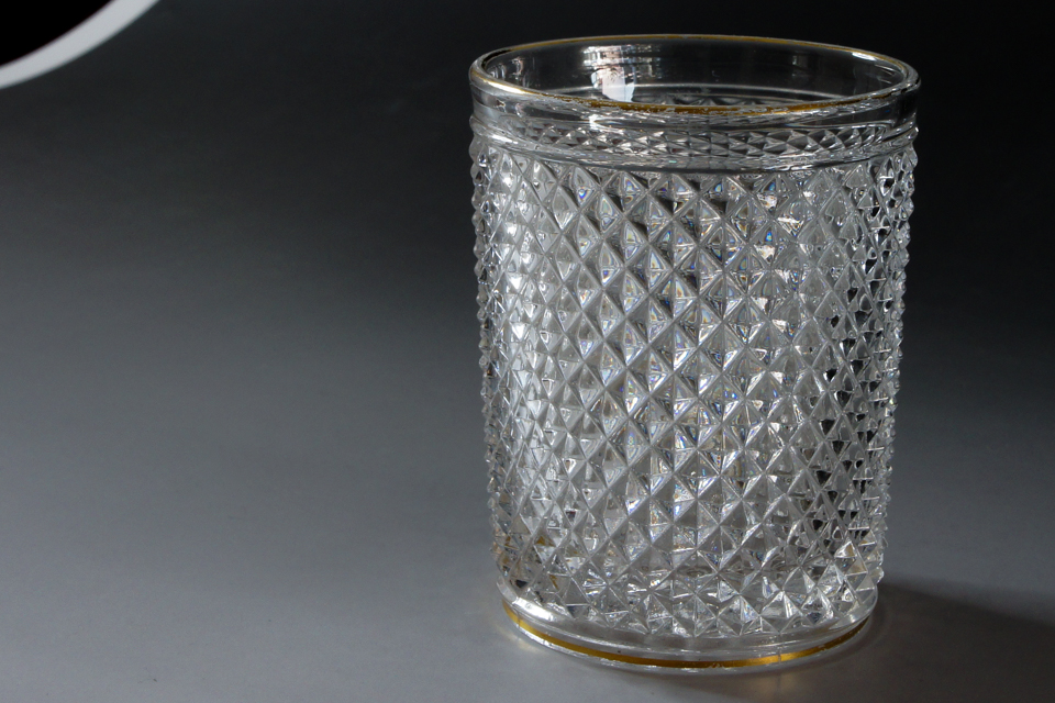 オールドバカラ「春海バカラ 金縁霰切子 ゴブレット」《アンティック