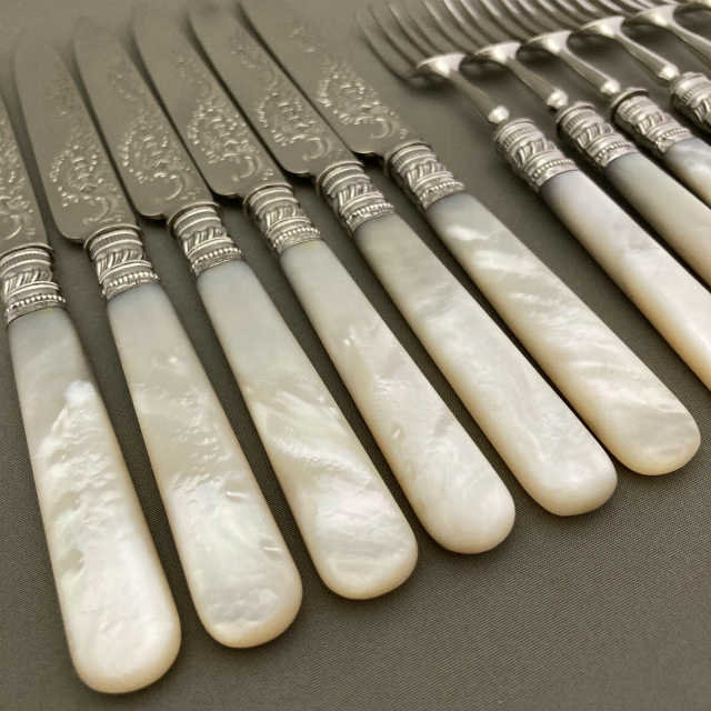 イギリス：シェフィールド「マザーパール デザートフォーク&ナイフ 6