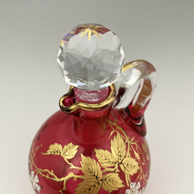 オールドバカラ「草花文リキュールボトル」《アンティックかとう》