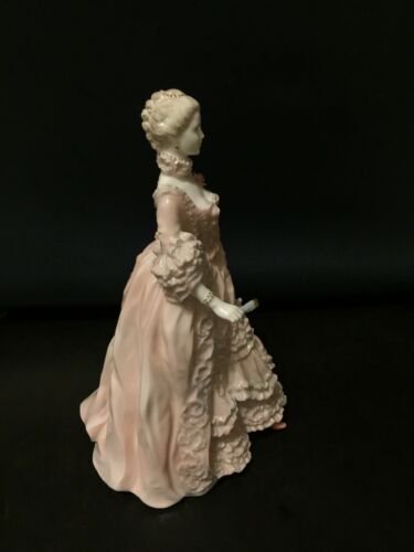 コールポート 陶磁器人形（フィギュリン） マダムポンパドール夫人