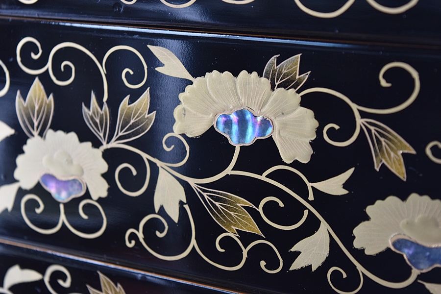 時代漆器 天然木製漆塗 螺鈿金蒔絵 花唐草総蒔絵 四段重箱 重箱台