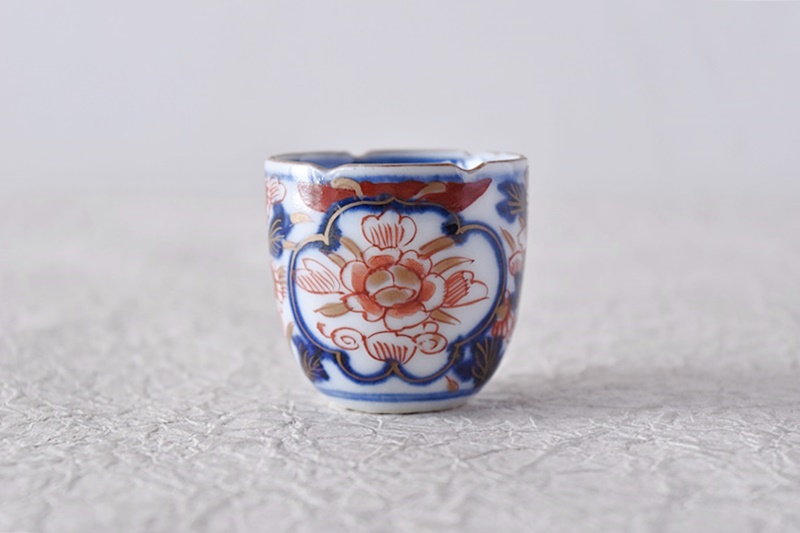 伊万里 色絵 窓絵に牡丹と菊 元禄伊万里写し のぞき猪口 - 生活骨董と