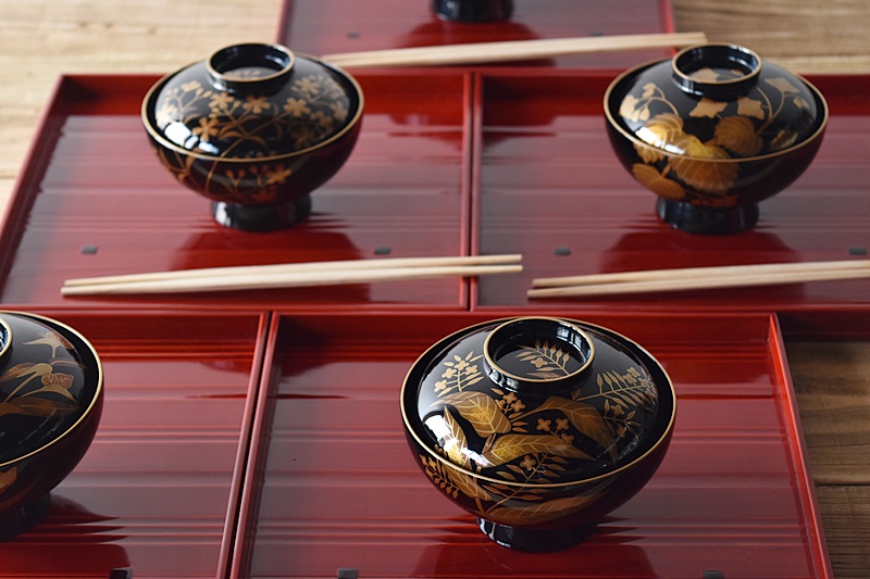 輪島塗 わじま龍作 小川祥二 草花図変わり金蒔絵 研ぎ出し蒔絵 吸物椀