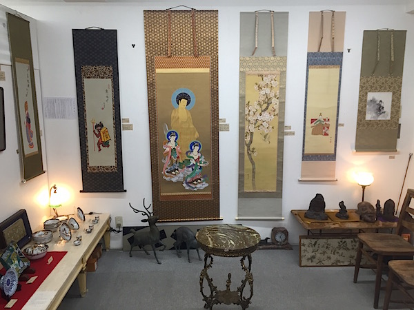 展示替えを行いました！掛軸、展示中です！江戸〜大正にかけて