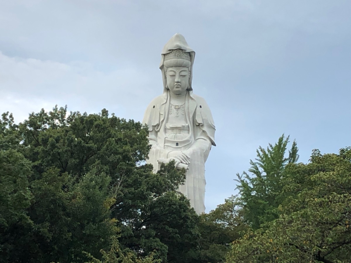 高崎白衣大観音と森村酉三 - 古好屋