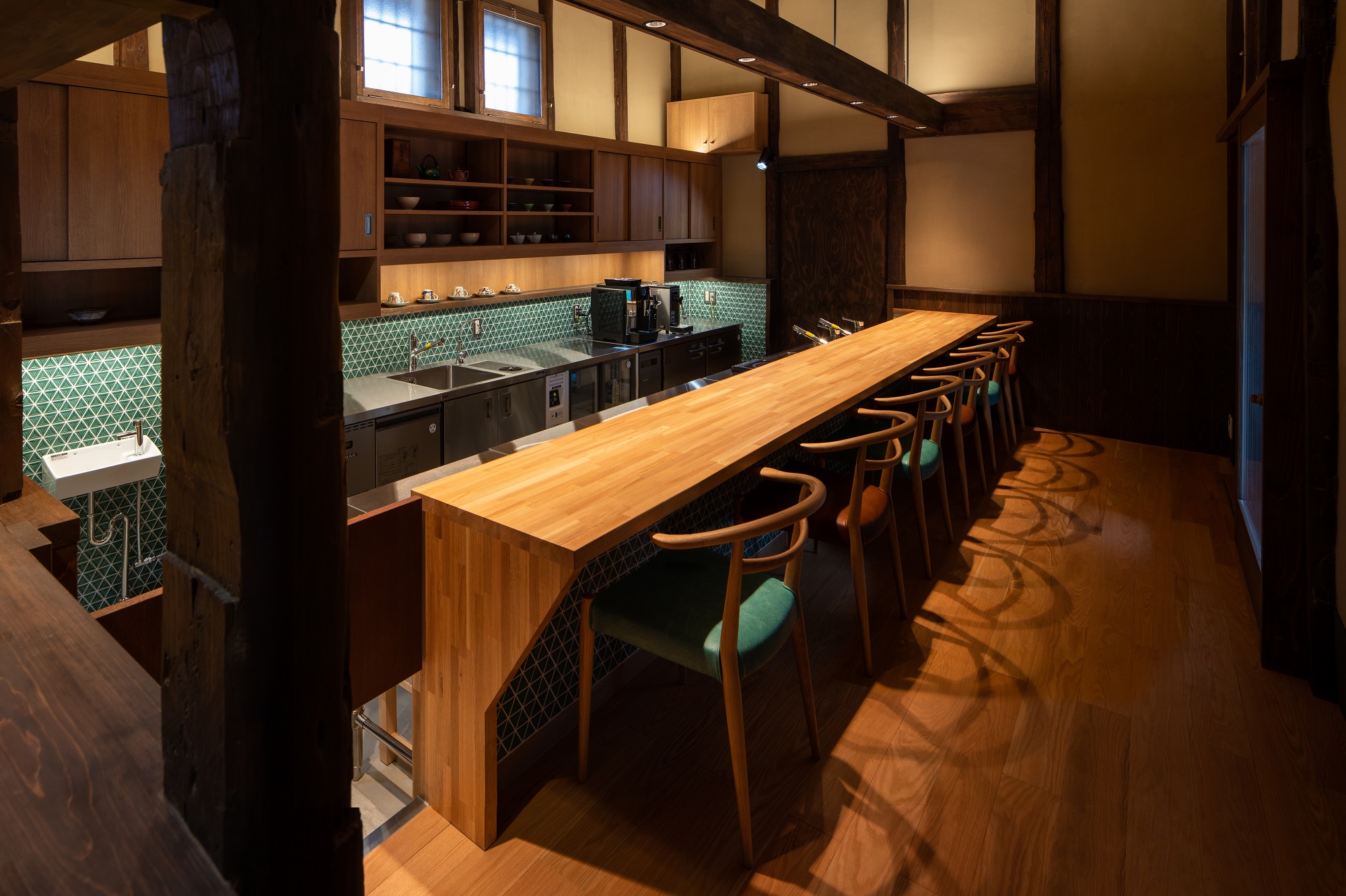 京都・宇治にお茶の新たな体験スポットが出現！ 見学体験やカフェ、お