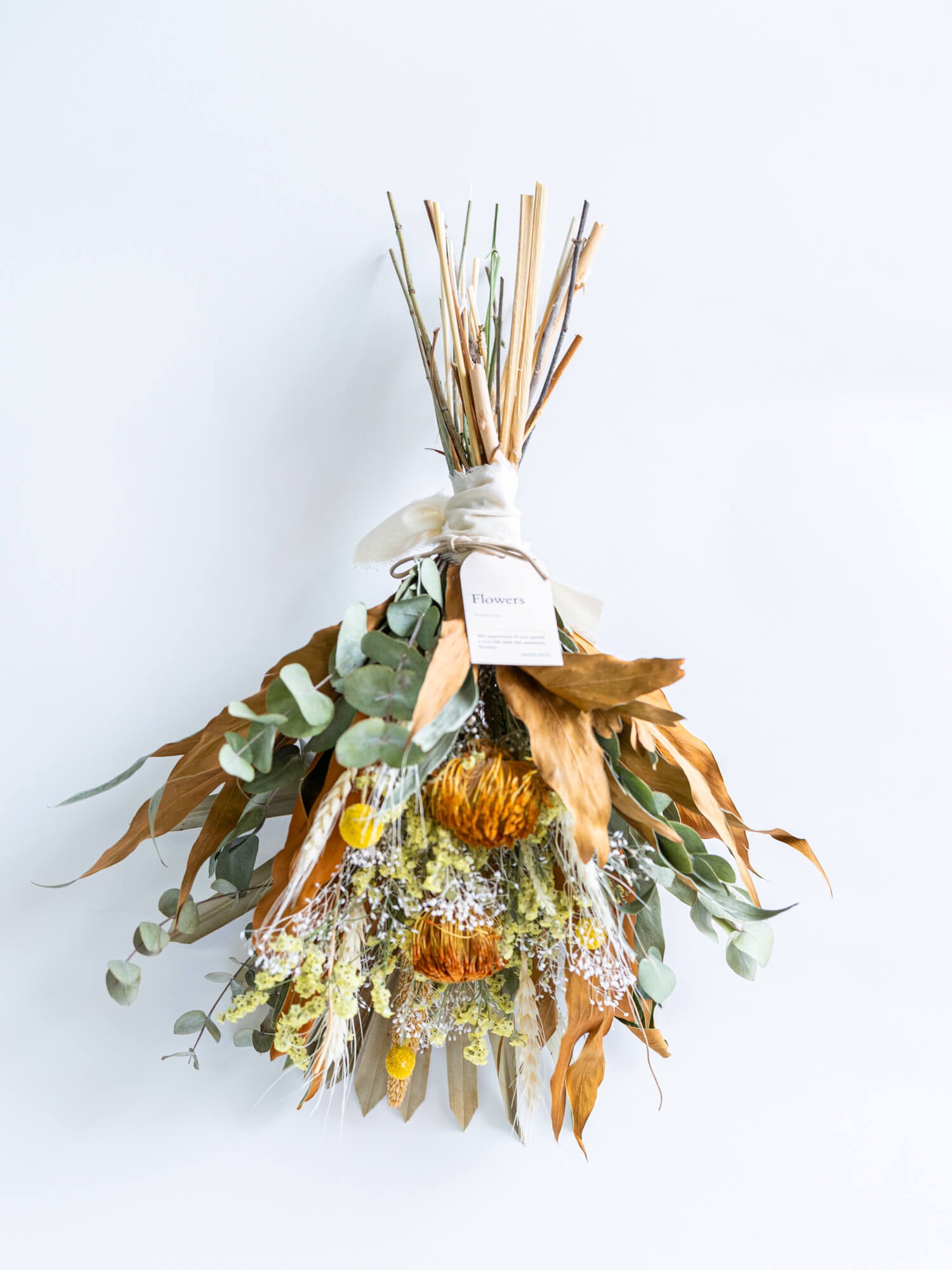 壁に掛ける】ドライフラワーのスワッグ - イエロー - | お花の通販AND