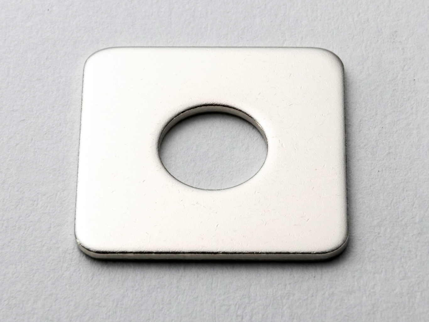 無光沢ニッケル | 旭鍍金（あさひめっき）工業株式会社