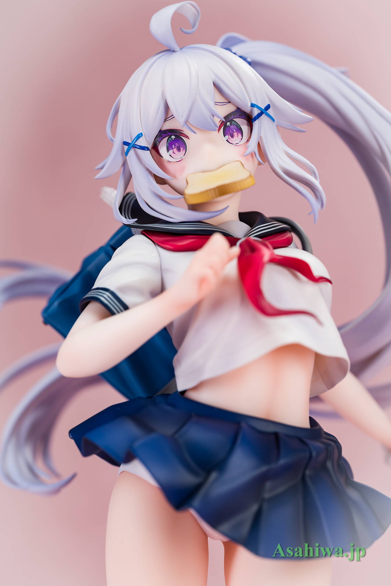 Bibi Buttons 未来ちゃん 遅刻寸前パンチラ よつばとフィギュアレビュー