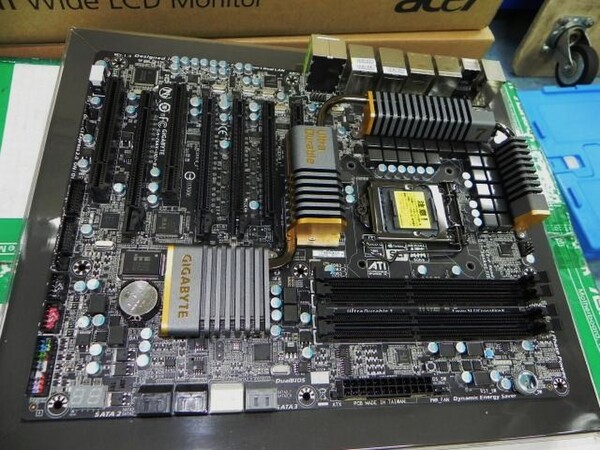 ASCII.jp：本日解禁！ Z68対応マザーが一斉発売！【Gigabyte編】