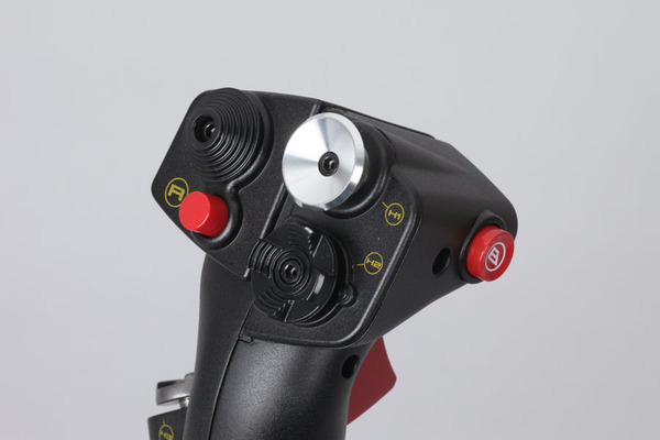 ASCII.jp：入力デバイスを強化してゲームに差をつけよう【本気デバイス