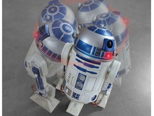 ASCII.jp：R2-D2が例のおしゃべり音やスター・ウォーズのテーマで