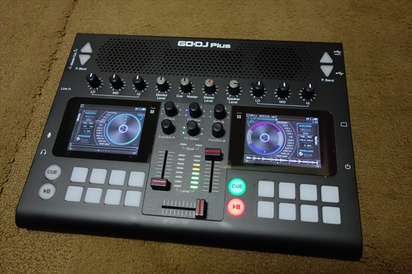 ASCII.jp：いつでもどこでもDJしようぜ！ GODJ PlusはDJ機材界の