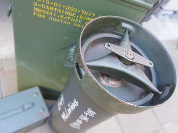 ASCII.jp：米軍の弾薬箱を買ったら国連のコードも記されていました (1/5)