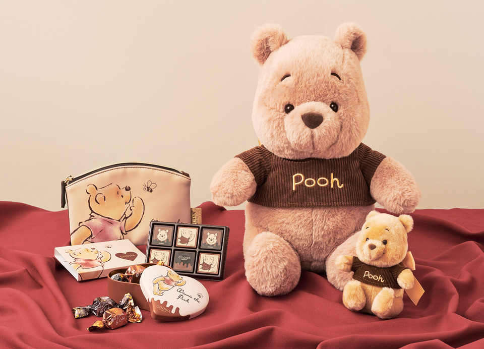 ディズニーストアとゴディバの共同企画初のプーさんデザイン登場
