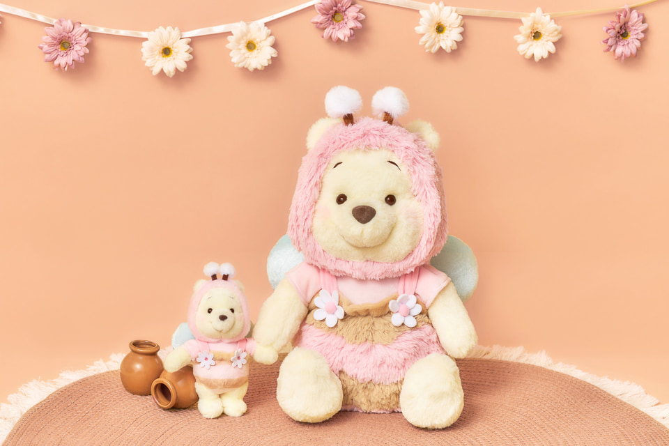 ほわほわピンクなミツバチプーにきゅんっ！ ディズニーストア限定