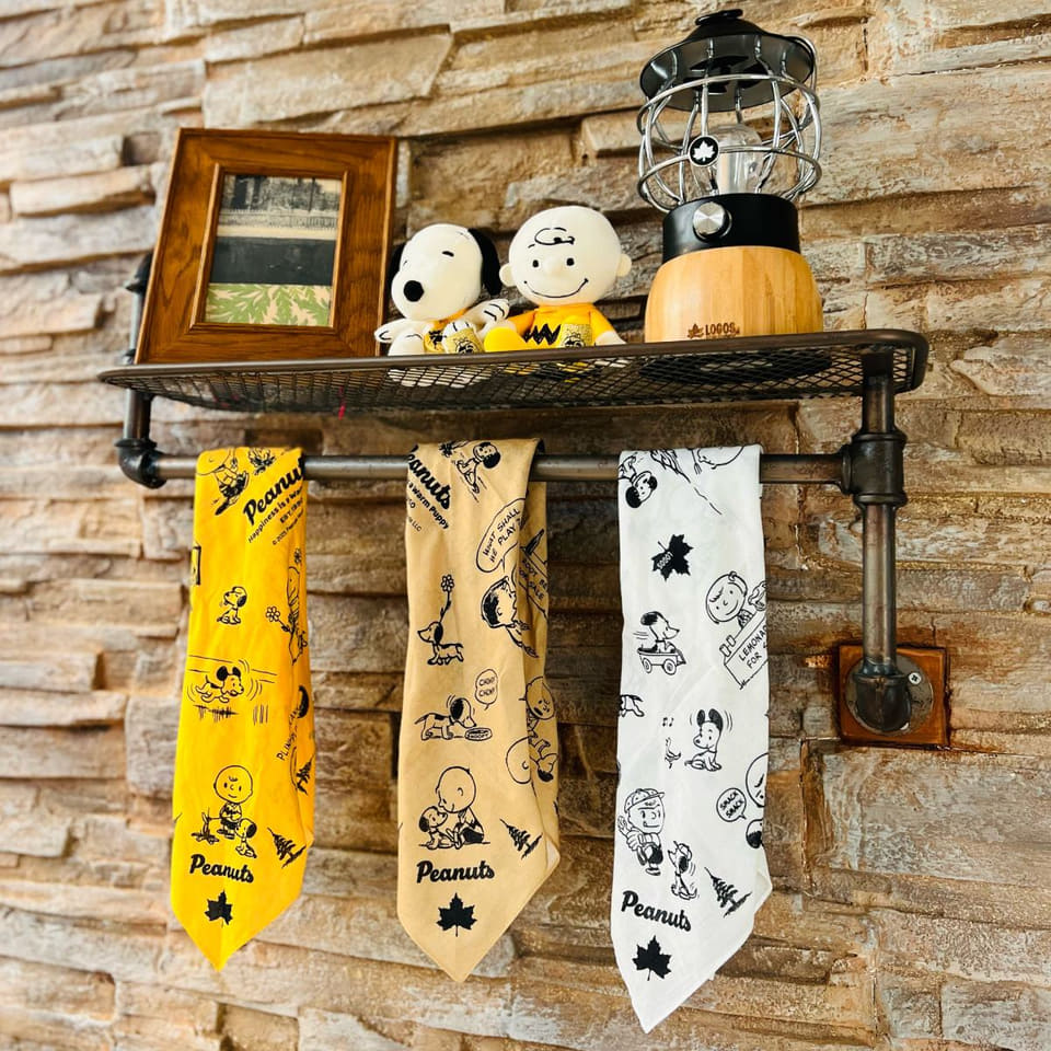 ロゴス、レトロな「スヌーピー」木製カトラリー/マグ/プレート発売