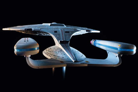 スタートレック」エンタープライズD組み立てキット。デアゴスティーニ