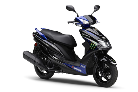 ヤマハ、MotoGPカラーを再現した800台限定スクーター「CYGNUS-X