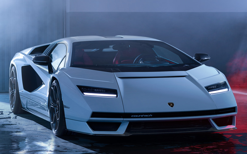 ランボルギーニ、新型「カウンタック LPI 800-4」世界初公開 限定112台