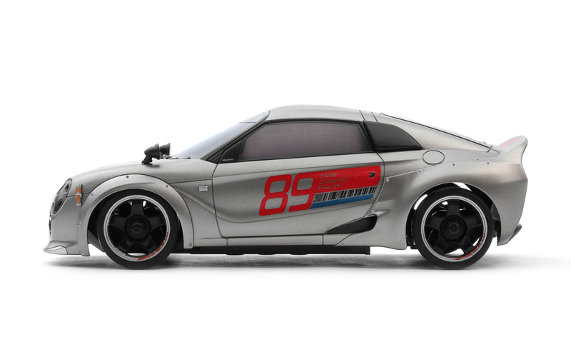 ホンダアクセス、京商とコラボした「ネオクラシックレーサー」モデルの