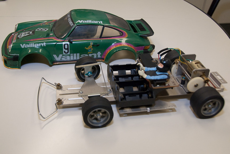 タミヤ、電動RCカー発売50周年記念の「1/10RC ポルシェ934 (1976