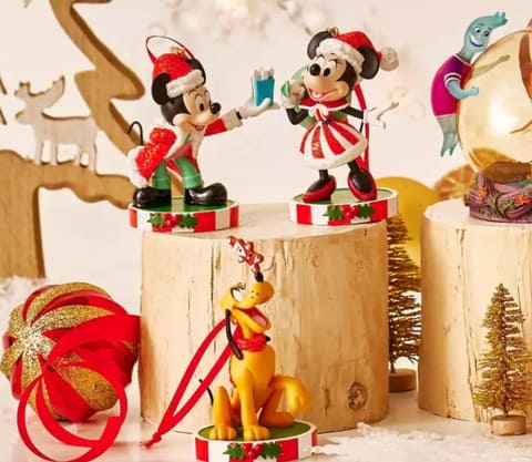 ミッキー＆フレンズや「アナと雪の女王」などのクリスマスオーナメント