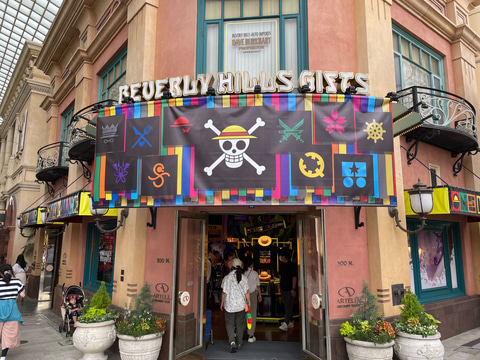 USJの「ONE PIECE」グッズを一挙紹介！ ギア5のルフィTシャツや蓄光