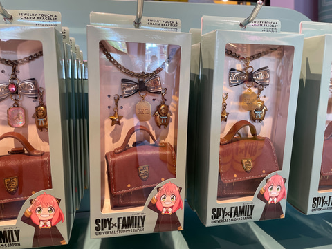 ユニバーサル・スタジオ・ジャパン「SPY×FAMILY」グッズを来場者限定で