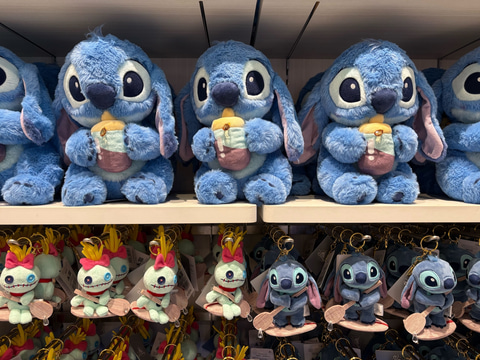 ディズニーフラッグシップ東京の店舗がスティッチ一色に