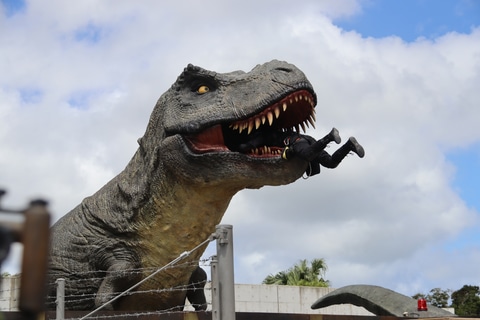 隊長がやられた！ T-REXに襲われる「ダイナソー サファリ」【ジャン