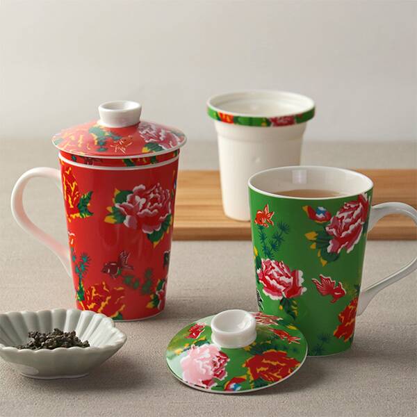 カルディ、台湾レトロな「茶こし付きマグ」「どんぶりとれんげセット