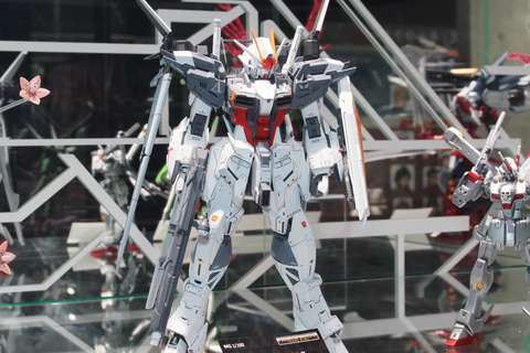 特別企画】【ガンダムベース撮り下ろし】インパルスガンダムをマッシブ