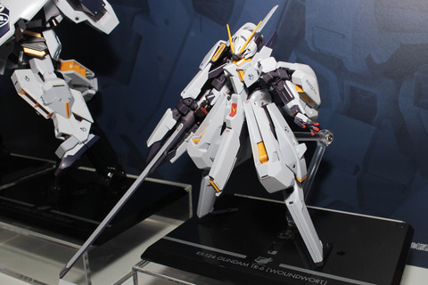 特別企画】【魂ネイションズ撮り下ろし】「METAL ROBOT魂 ガンダムTR-6