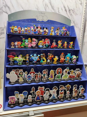 ディズニーキャラ100体が登場！ フィギュア「Disney100 ミニフィギュア