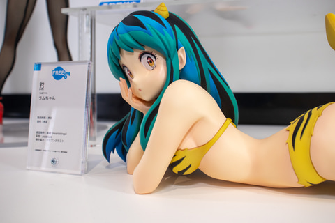 うる星やつら」よりラムちゃんうつ伏せ頬杖ポーズフィギュアお披露目