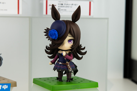 ウマ娘」よりナイスネイチャのアクションフィギュアとライスシャワーの