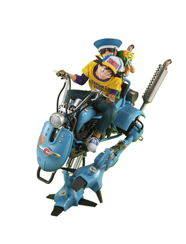 ドラゴンボールZ」より二足歩行ロボットに乗る悟空と悟飯をフィギュア