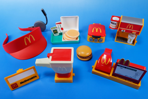 特別企画】ハッピーセット「マックアドベンチャー なりきり