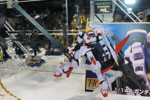 特別企画】【ガンダムベース撮り下ろし】「HG 1/144 ガンダム端白星 第