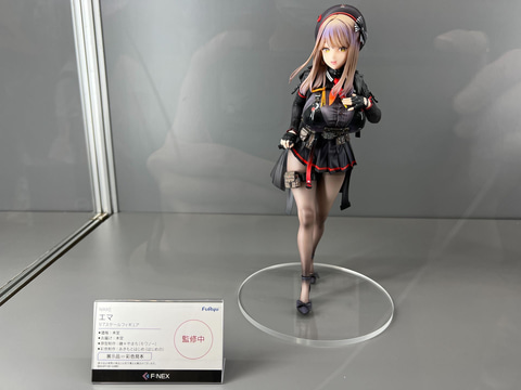 NIKKE」よりエマとギロチンの1/7スケールフィギュアが登場！ フリュー