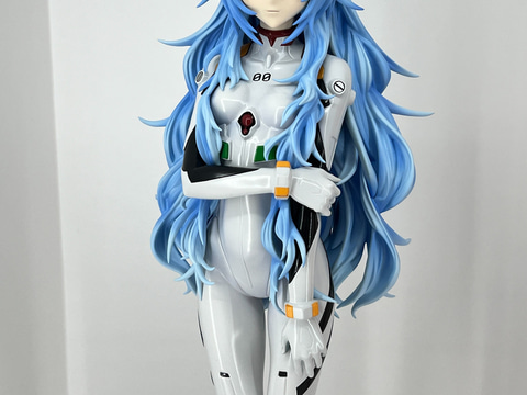 シンエヴァ」より綾波レイとアスカの“XL size”フィギュアが登場