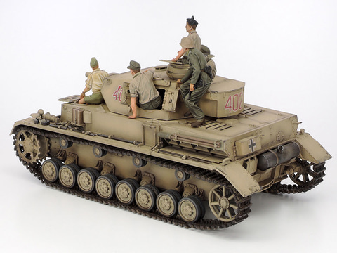プラモデル「1/35 ドイツIV号戦車F型・伝令バイクセット“北アフリカ