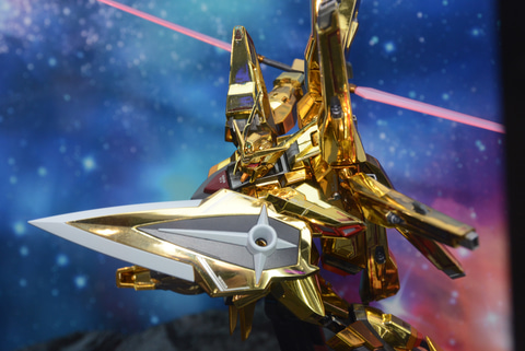 特別企画】【魂ネイションズ撮り下ろし】金色に輝く機体！ 「METAL
