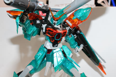 特別企画】【ガンダムベース撮り下ろし】「FULL MECHANICS 1/100