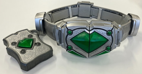 大人のためのなりきり玩具「CSM」シリーズに「ジョーカーラウザー