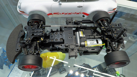 特別企画】【タミヤ撮り下ろし】「1/10RC ポルシェ911 カレラ RSR 2.8